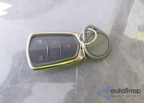 2017 Cadillac Xt5 Standard z USA, uszkodzony, nr VIN 1GYKNARSXHZ113346